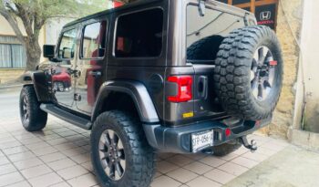 
									Jeep WRANGLER SAHARA 2019 completo								